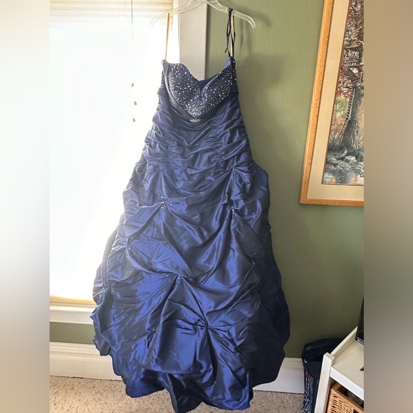 Indigo Formal/Prom Dress - Picture 4 of 11